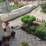 House Belelis Apartment