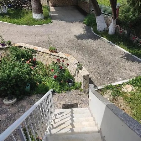 House Belelis Afión