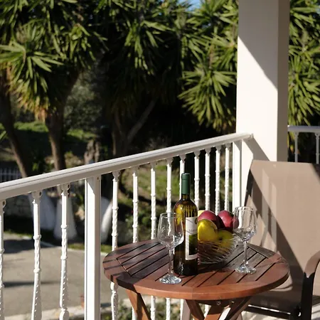 House Belelis Lejlighed